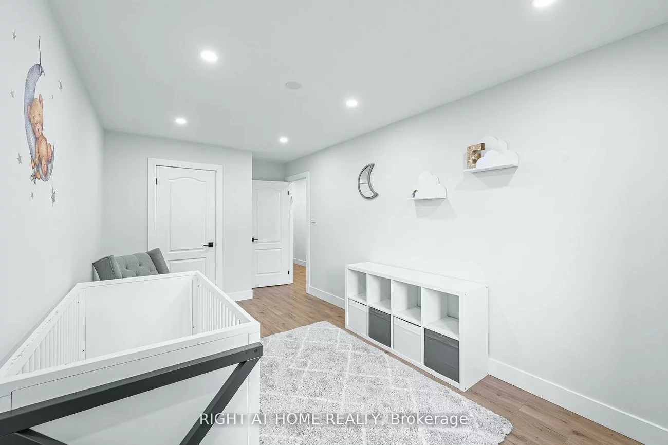 8777, Dufferin, Patterson, Vaughan