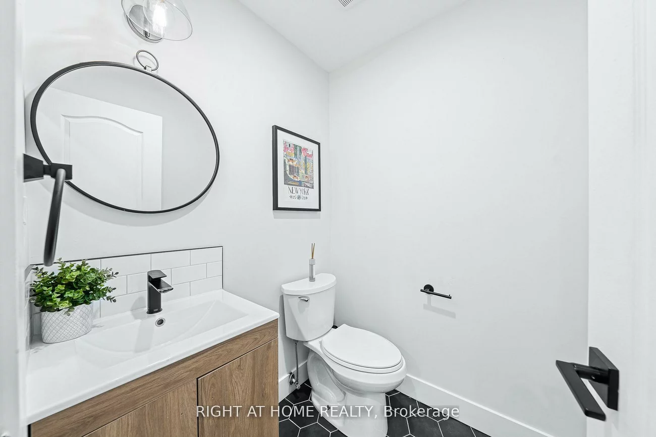 8777, Dufferin, Patterson, Vaughan