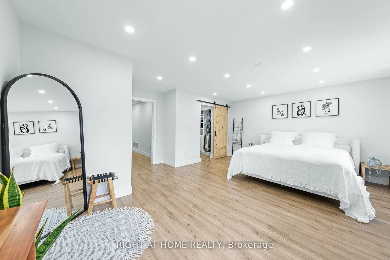 8777, Dufferin, Patterson, Vaughan
