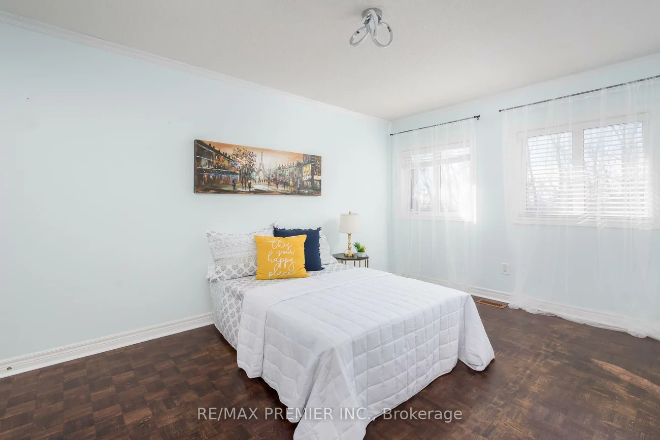 348, Royalpark, Elder Mills, Vaughan