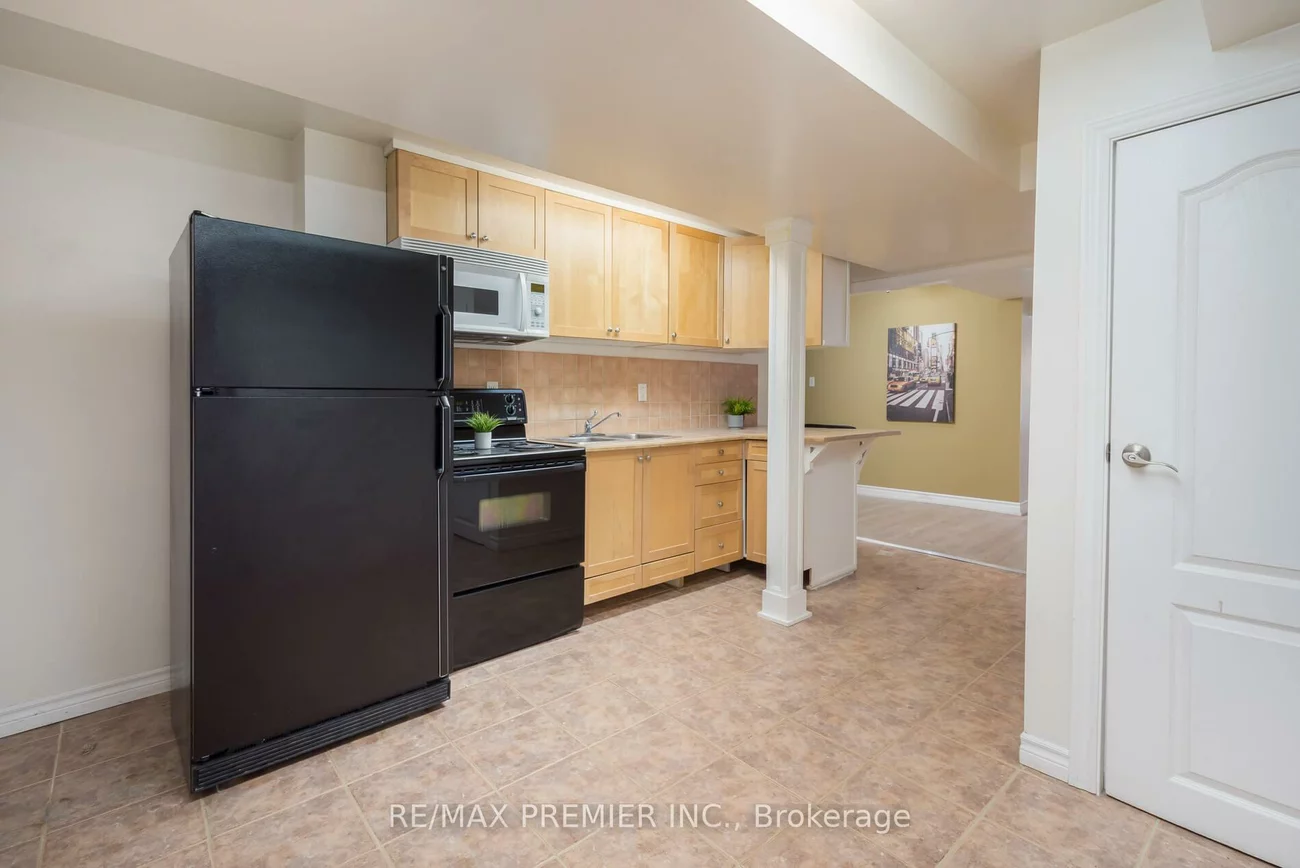 348, Royalpark, Elder Mills, Vaughan