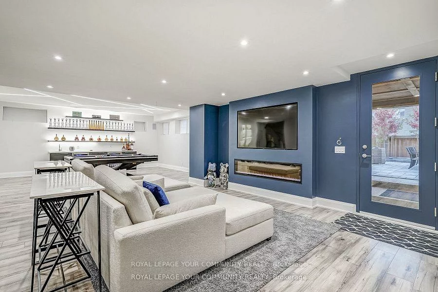 12, Mary Natasha, Kleinburg, Vaughan