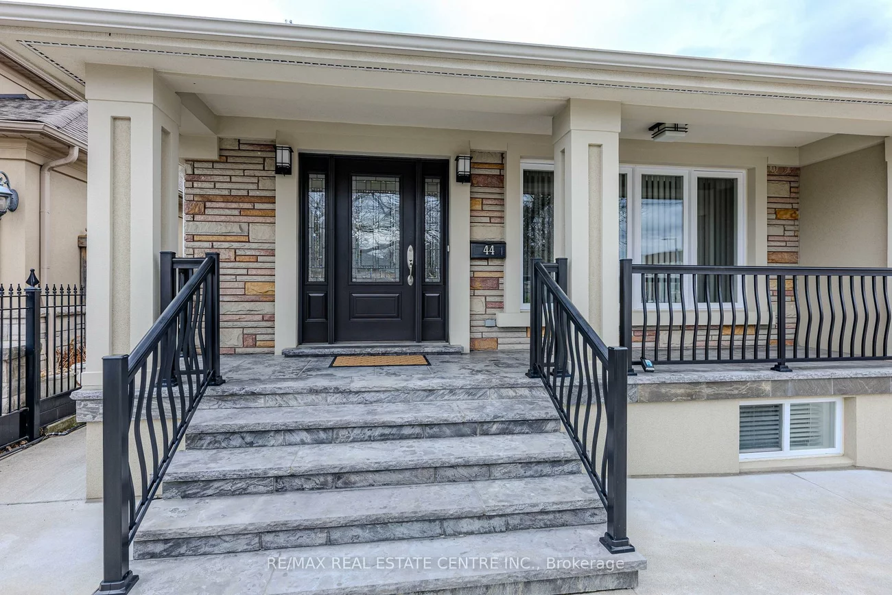 44, Burwick, West Woodbridge, Vaughan
