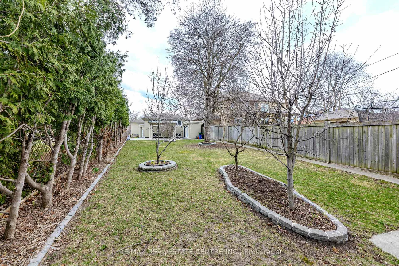44, Burwick, West Woodbridge, Vaughan