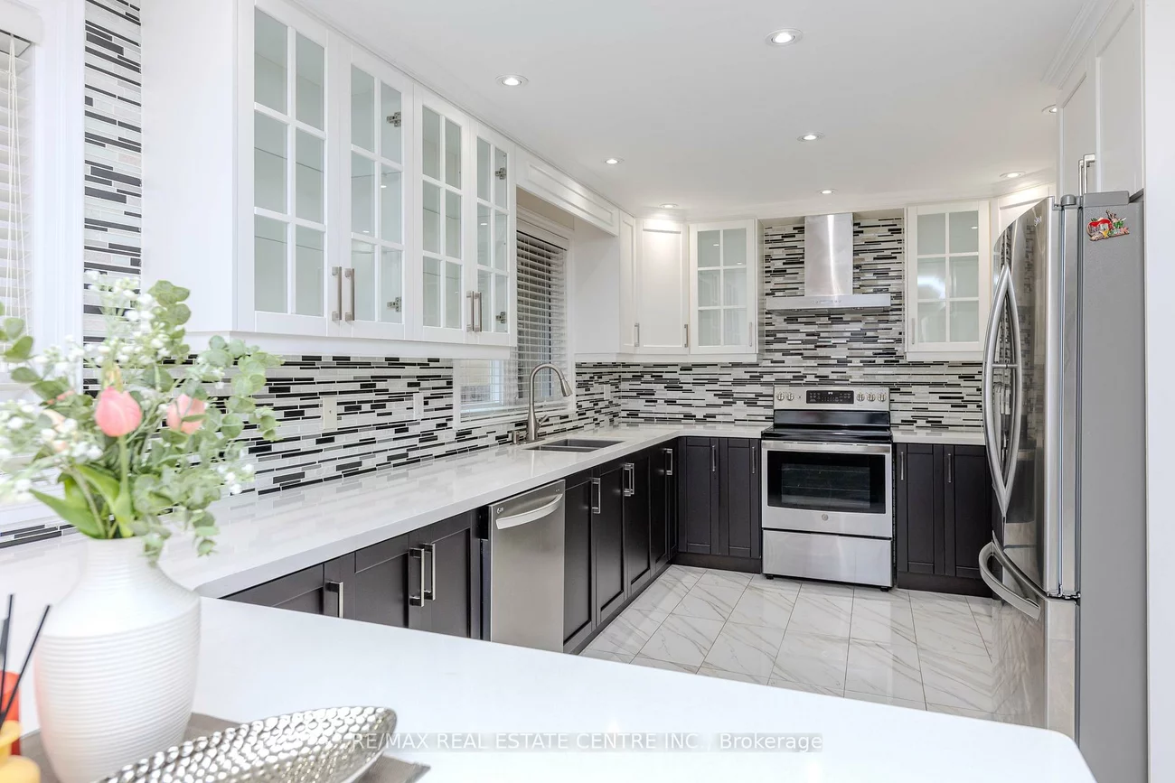 44, Burwick, West Woodbridge, Vaughan