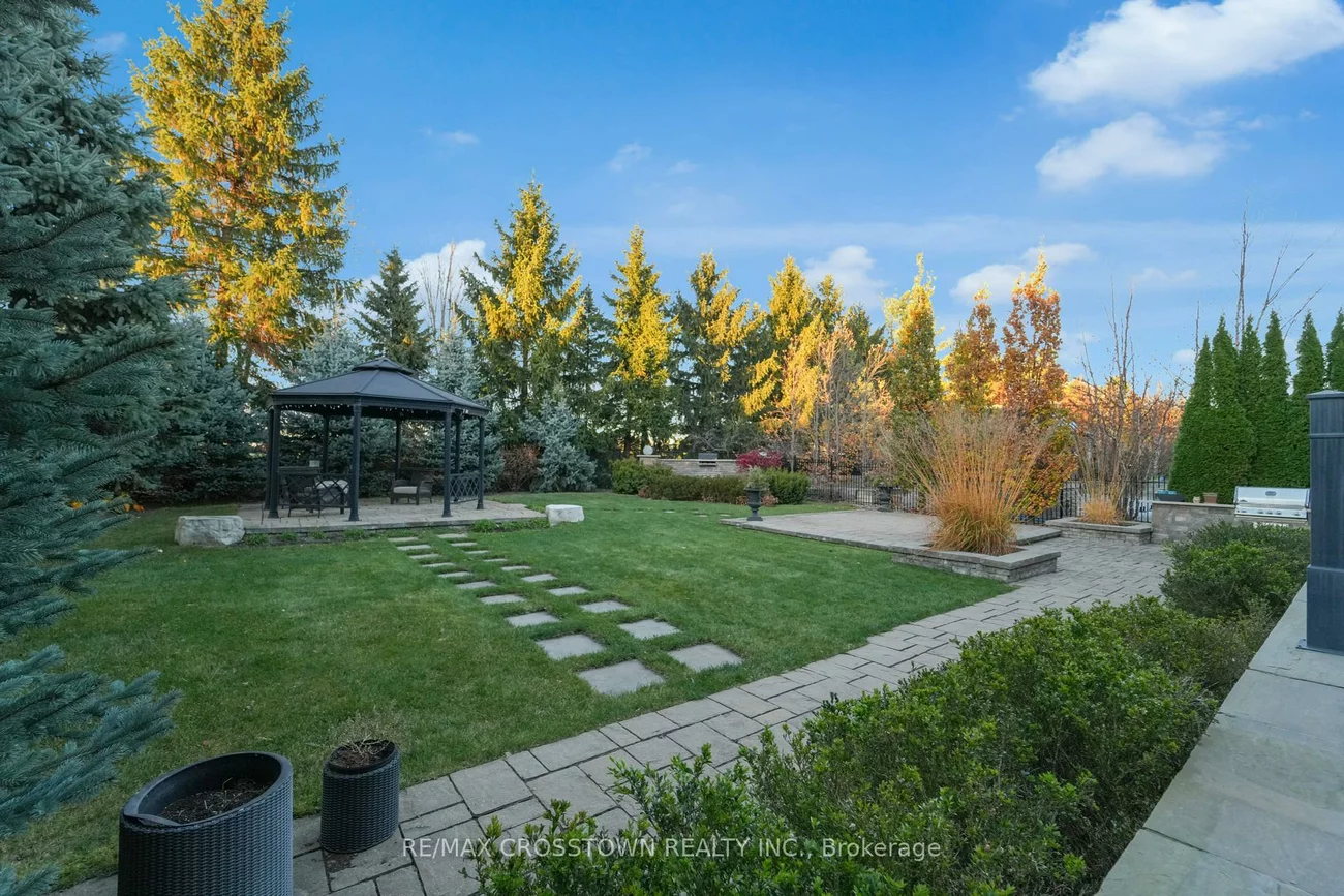 73, Autumn Wind, Kleinburg, Vaughan