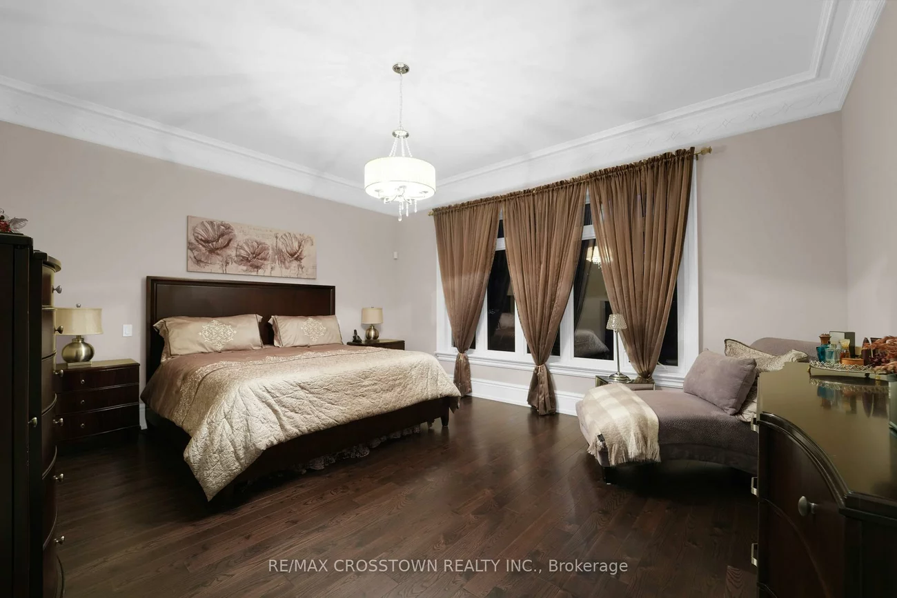 73, Autumn Wind, Kleinburg, Vaughan