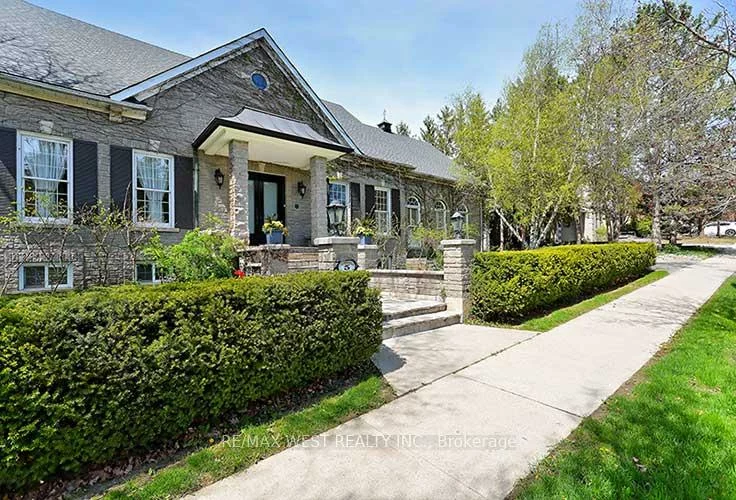 5, Humberview, Islington Woods, Vaughan