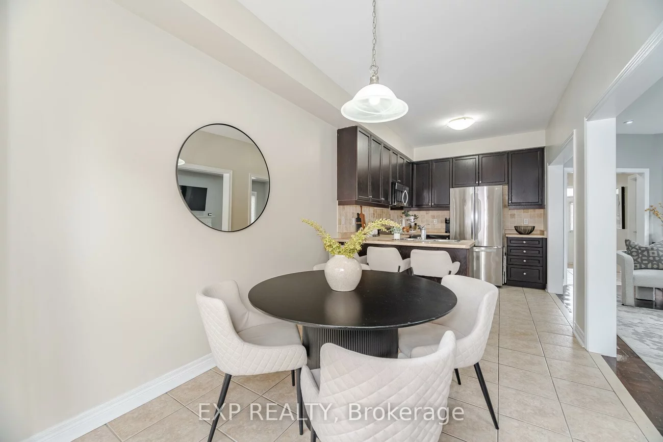 245, Worthview, West Woodbridge, Vaughan
