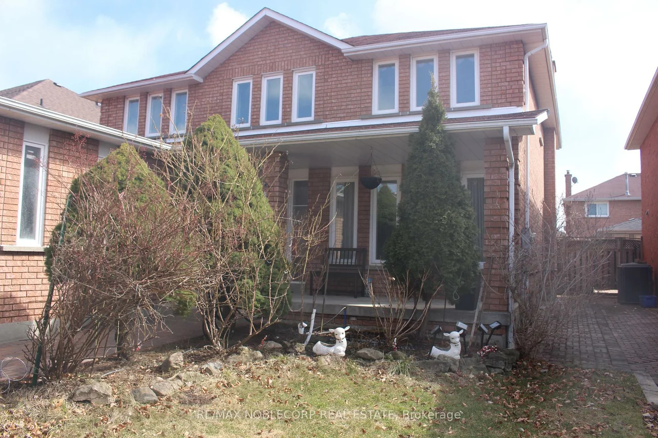 37, Father Ermanno, East Woodbridge, Vaughan