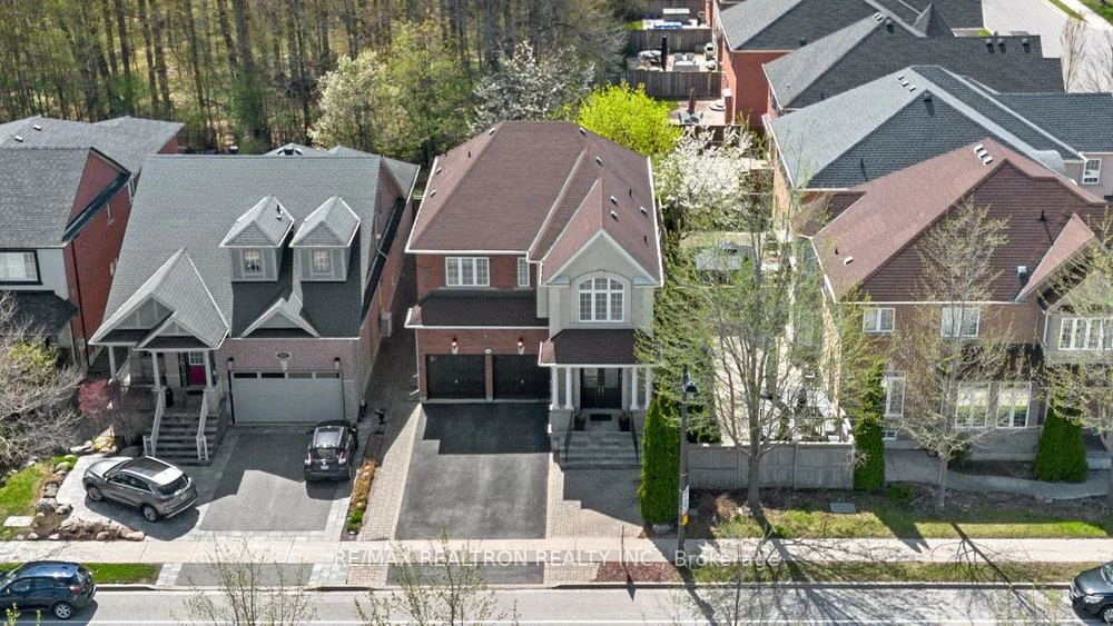 310, Thornhill Woods, Patterson, Vaughan