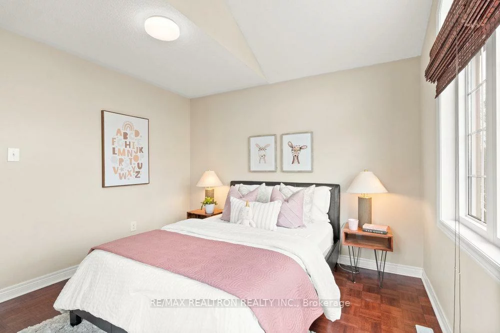 310, Thornhill Woods, Patterson, Vaughan
