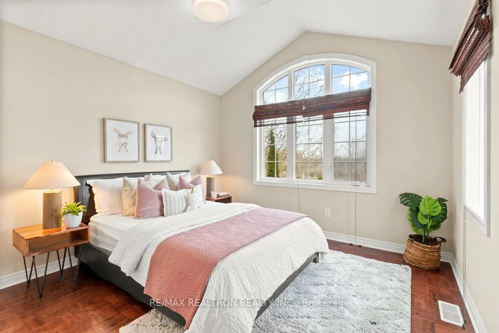 310, Thornhill Woods, Patterson, Vaughan