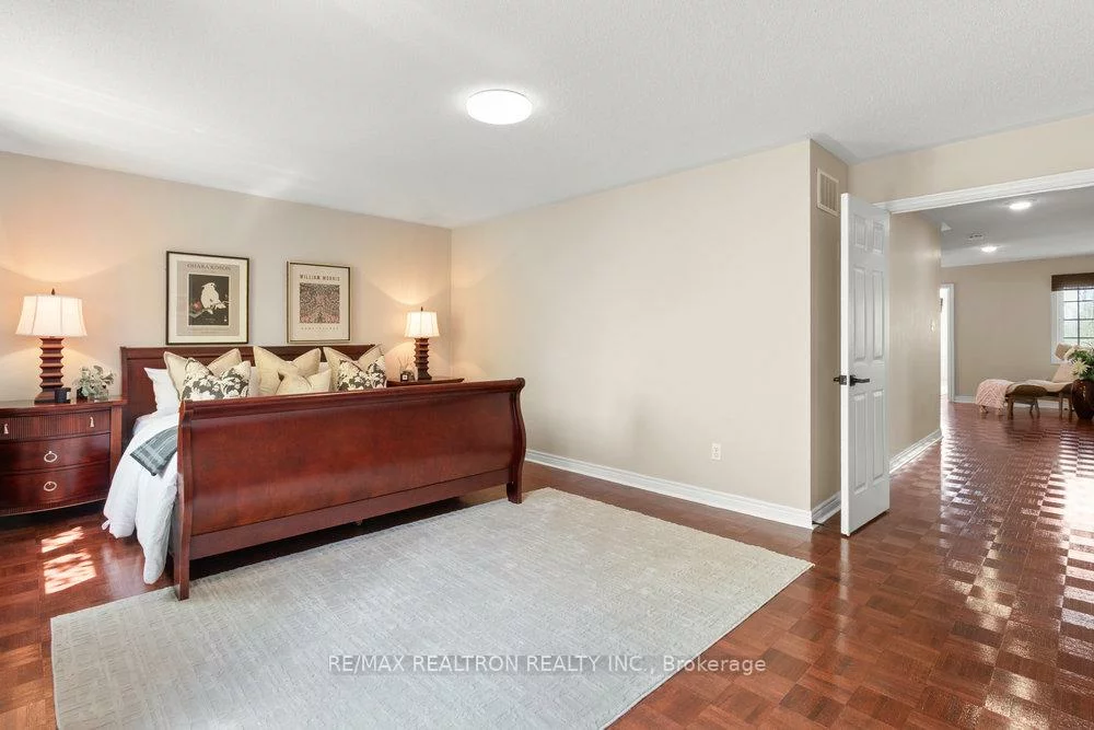 310, Thornhill Woods, Patterson, Vaughan