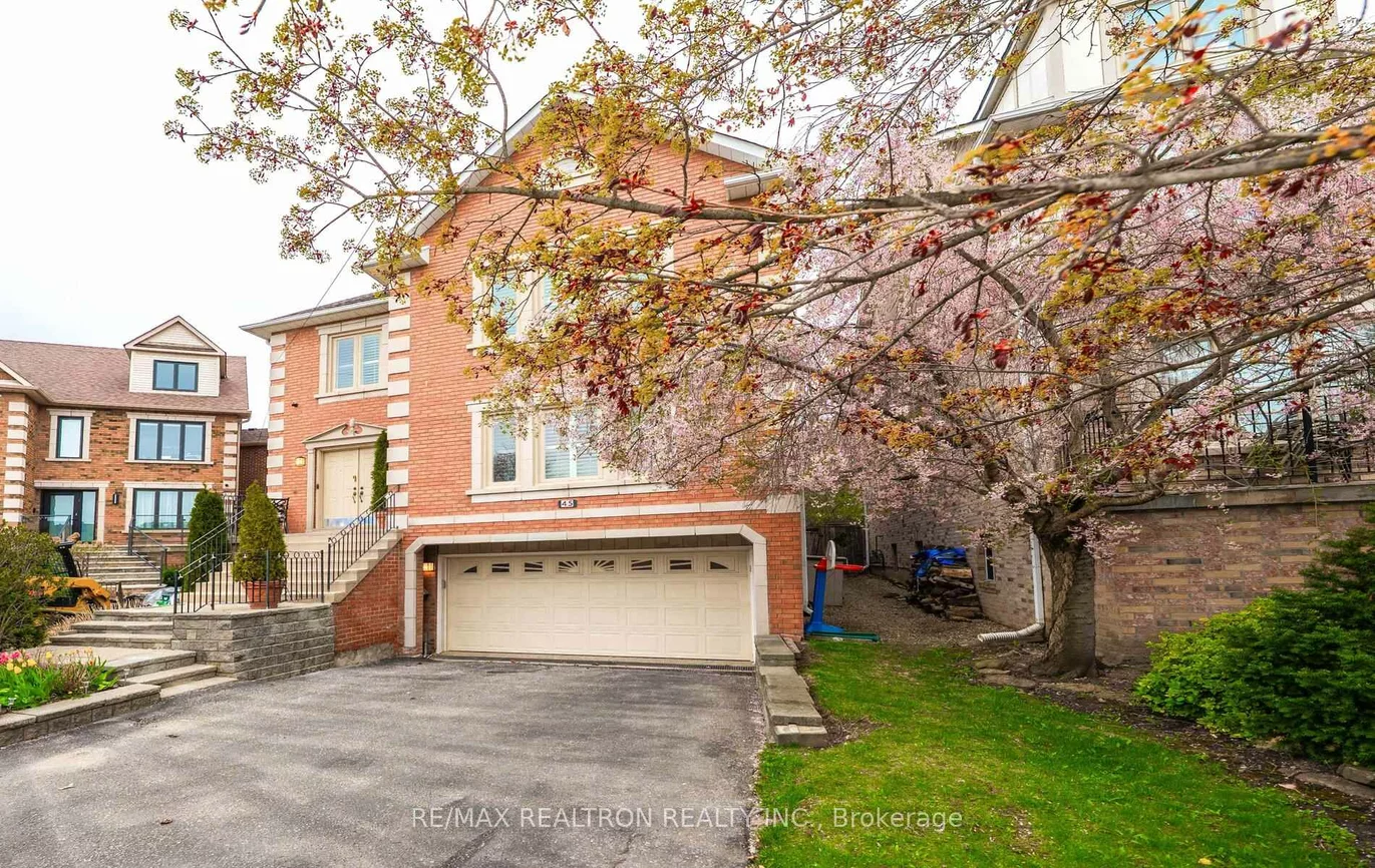 45, Michael, Crestwood-Springfarm-Yorkhill, Vaughan