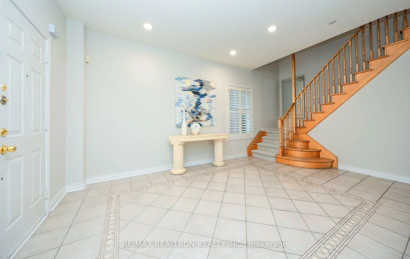 45, Michael, Crestwood-Springfarm-Yorkhill, Vaughan