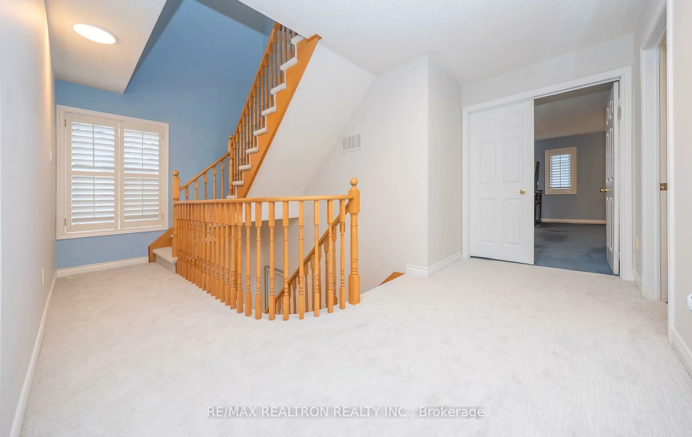45, Michael, Crestwood-Springfarm-Yorkhill, Vaughan