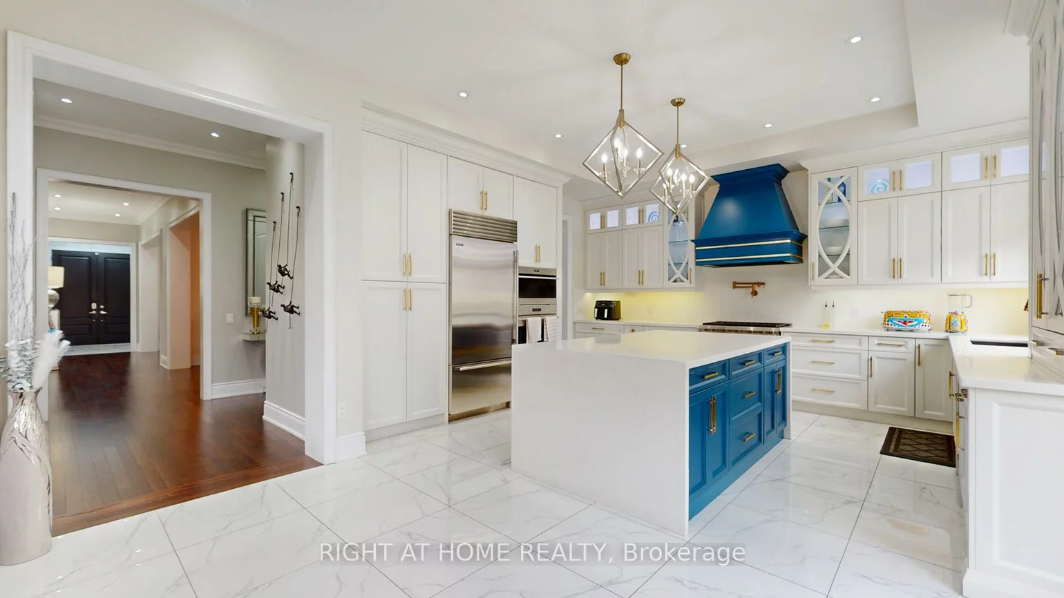 60, Chesney, Kleinburg, Vaughan