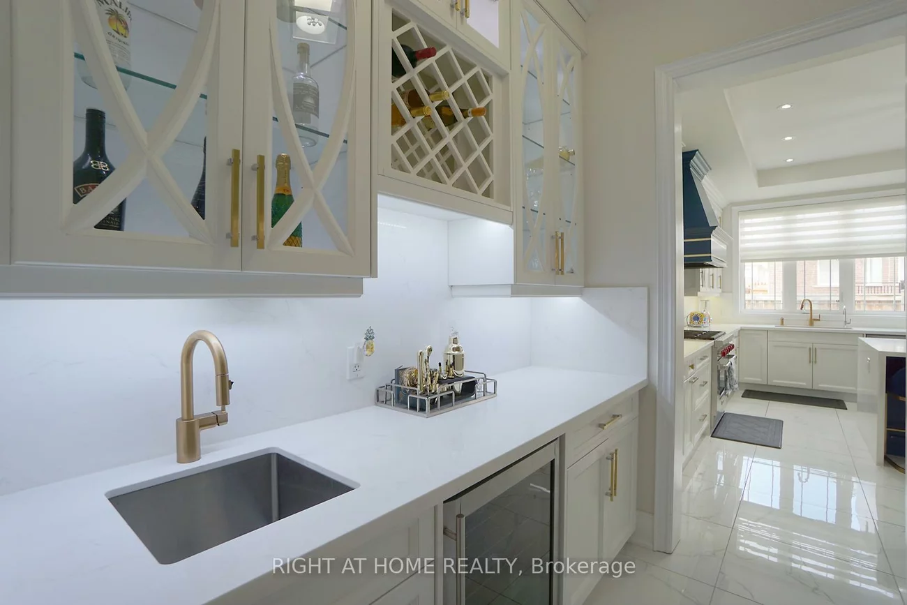 60, Chesney, Kleinburg, Vaughan