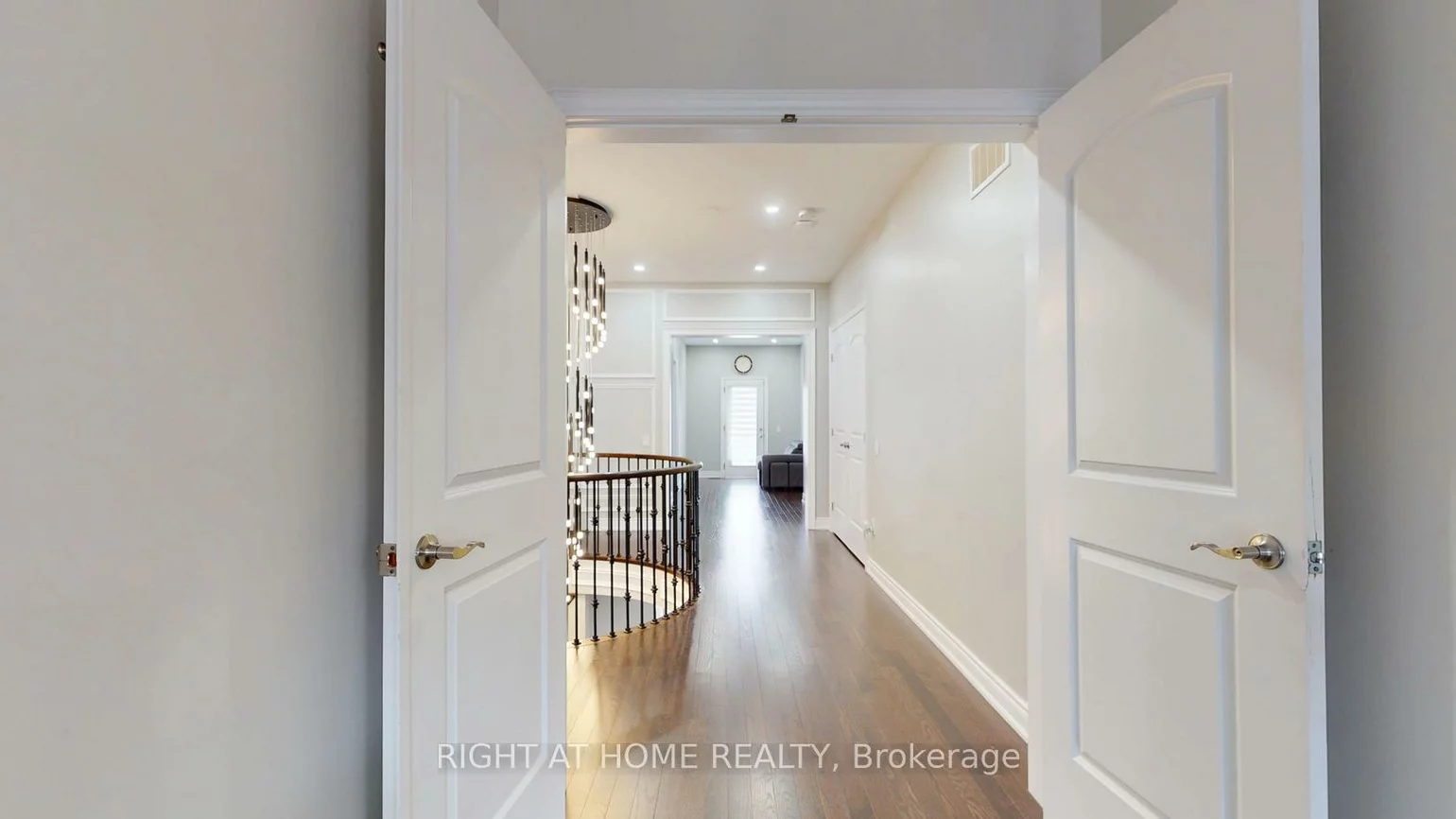 60, Chesney, Kleinburg, Vaughan