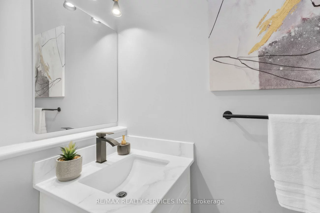 31, Sedgeway, Vellore Village, Vaughan