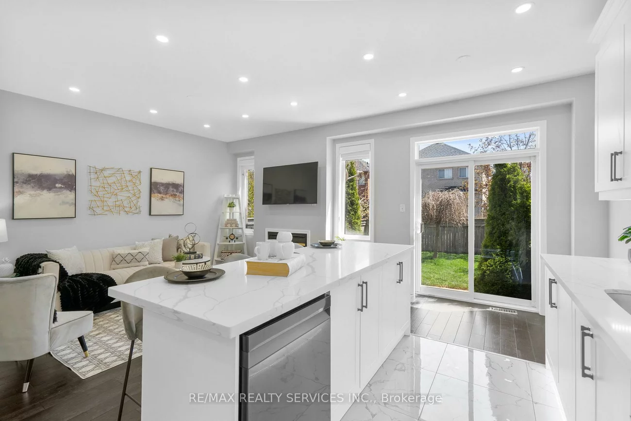 31, Sedgeway, Vellore Village, Vaughan