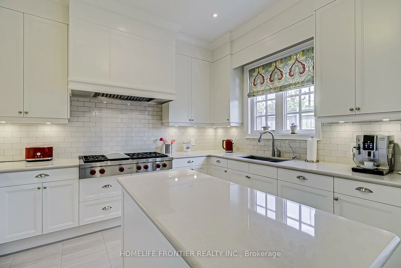 141, Annsleywood, Kleinburg, Vaughan