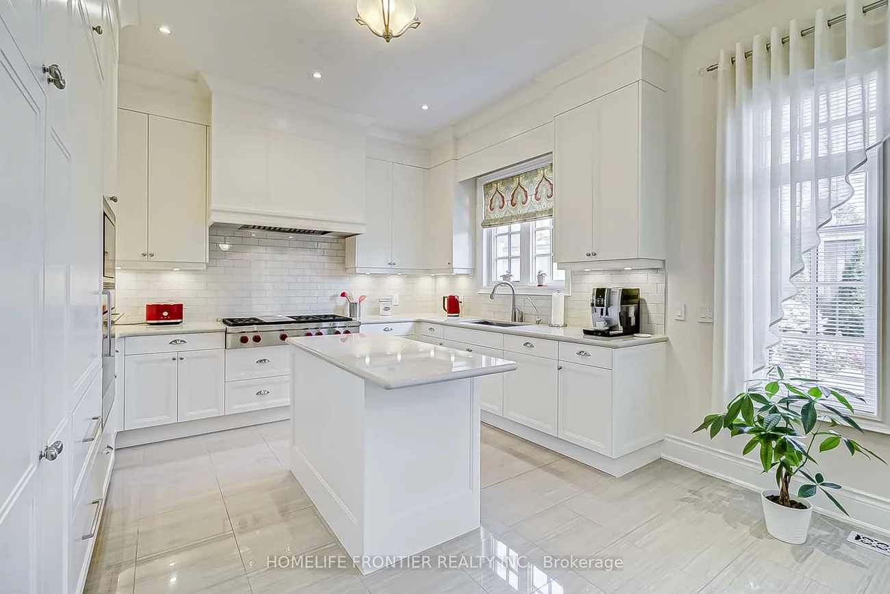 141, Annsleywood, Kleinburg, Vaughan