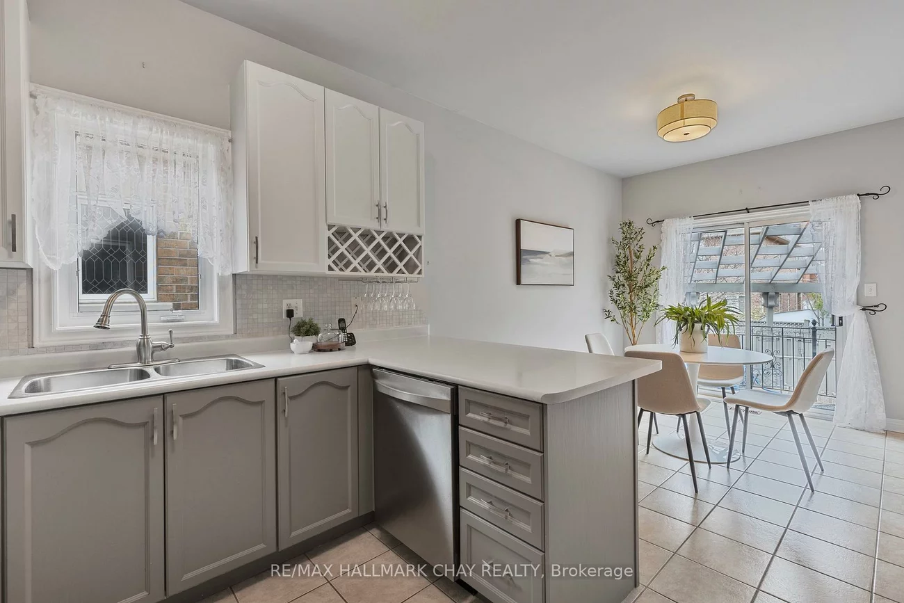 14, Sequoia, Sonoma Heights, Vaughan