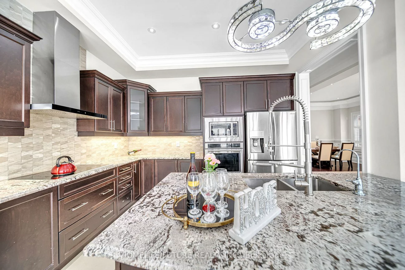 19, Madoc, Vellore Village, Vaughan