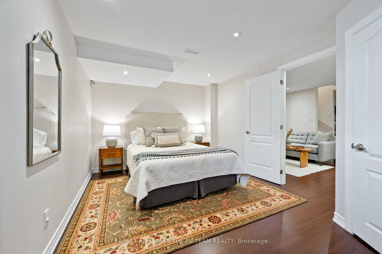 42, Spring Arbour, Patterson, Vaughan