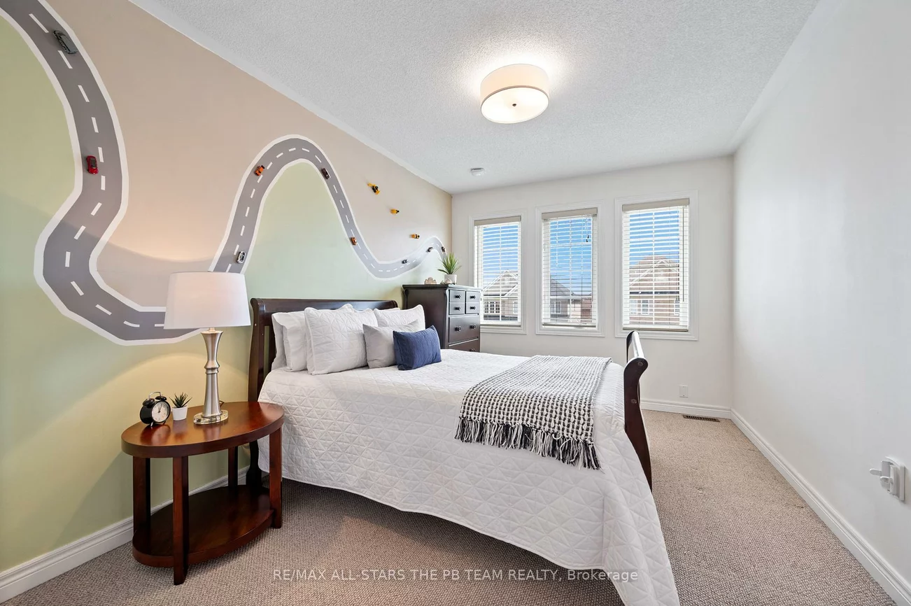 42, Spring Arbour, Patterson, Vaughan
