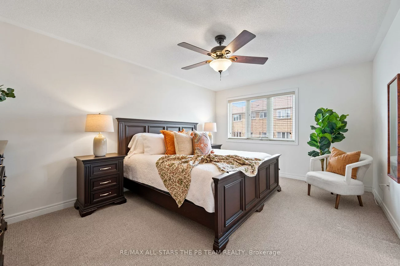 42, Spring Arbour, Patterson, Vaughan