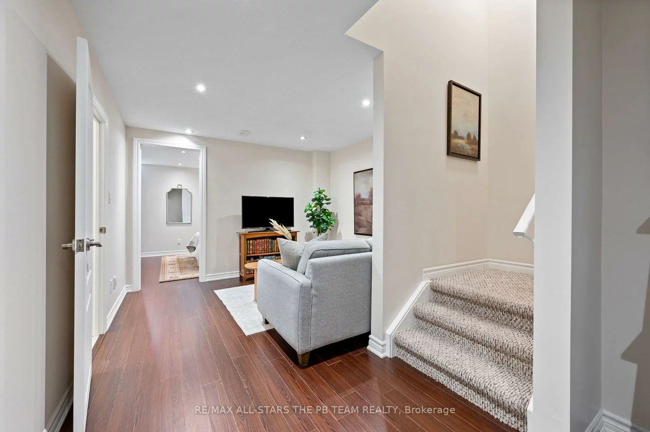 42, Spring Arbour, Patterson, Vaughan