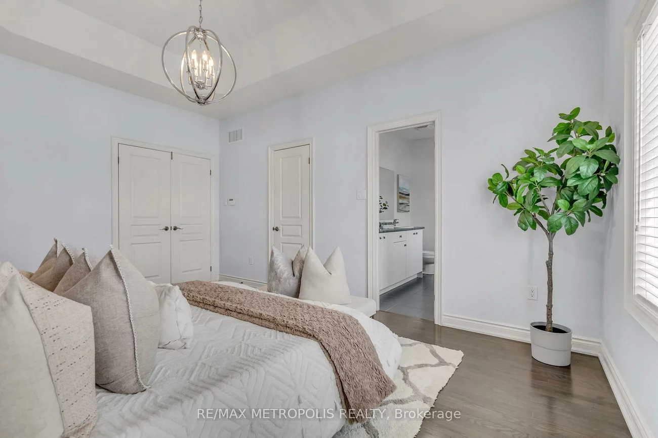 27, Dunedin, Kleinburg, Vaughan