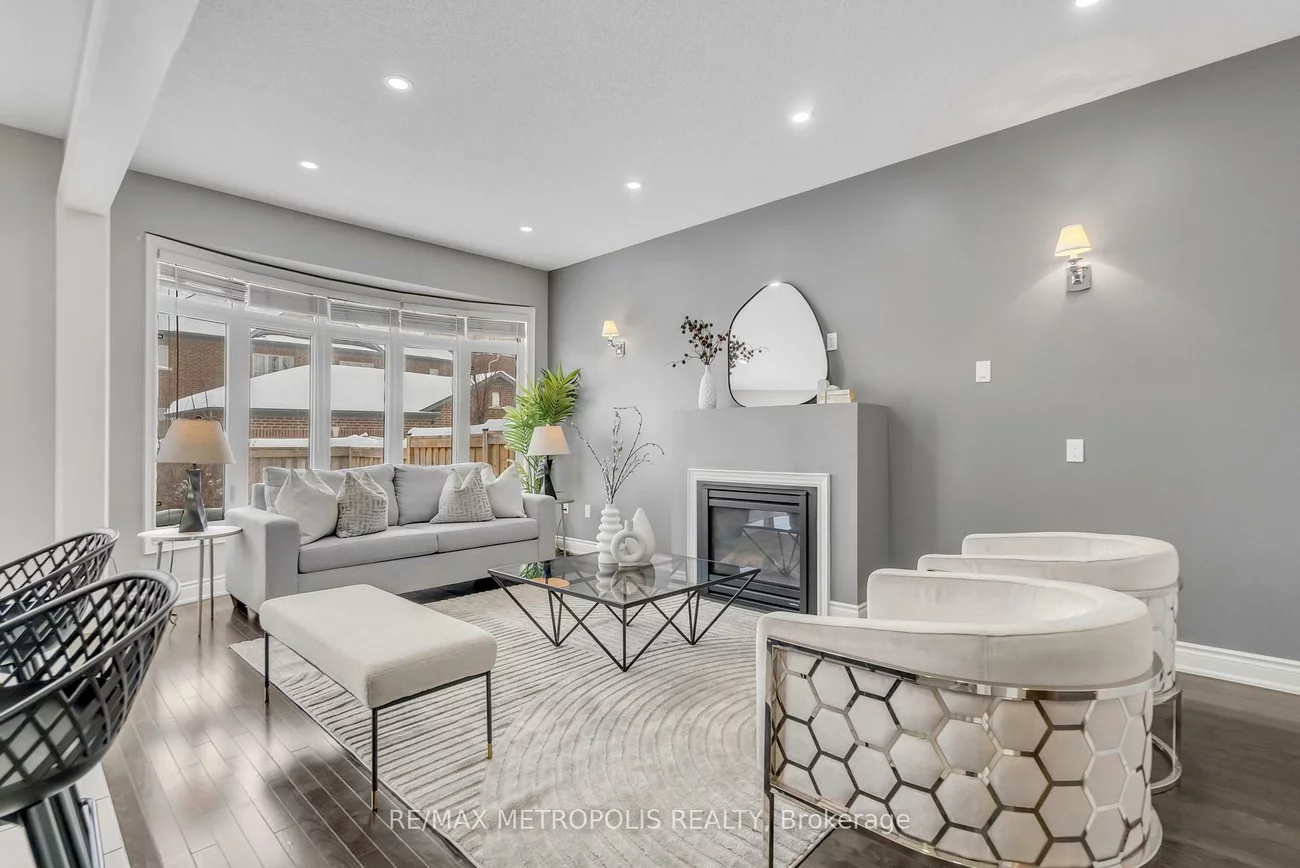 27, Dunedin, Kleinburg, Vaughan