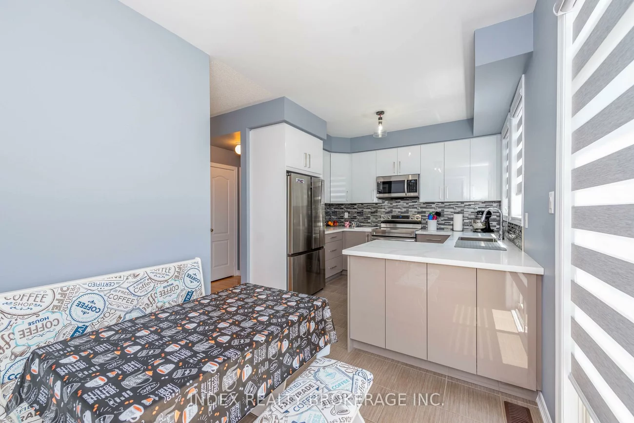 10, Porter, West Woodbridge, Vaughan