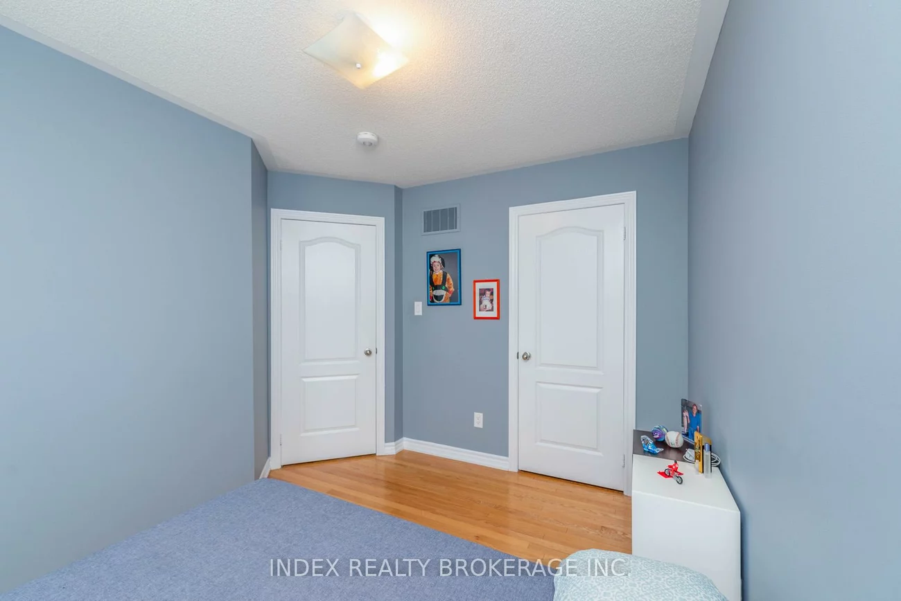 10, Porter, West Woodbridge, Vaughan