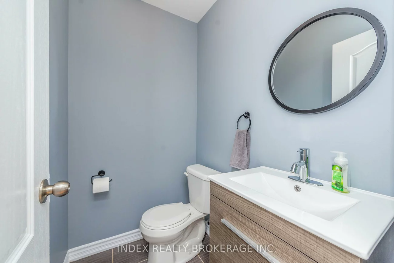 10, Porter, West Woodbridge, Vaughan