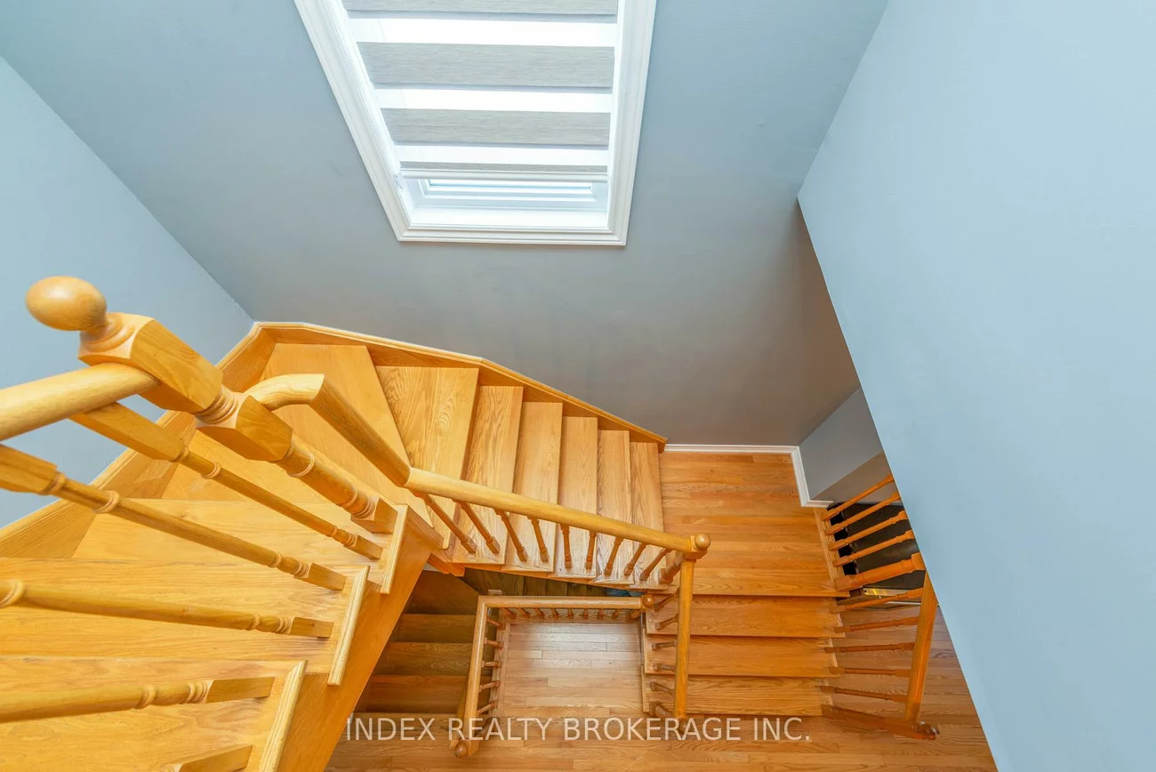 10, Porter, West Woodbridge, Vaughan