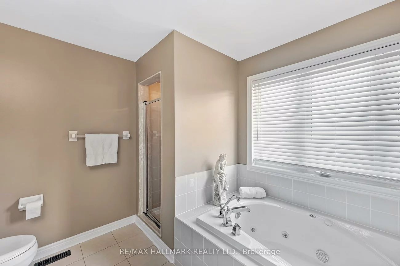 91, Capera, Vellore Village, Vaughan