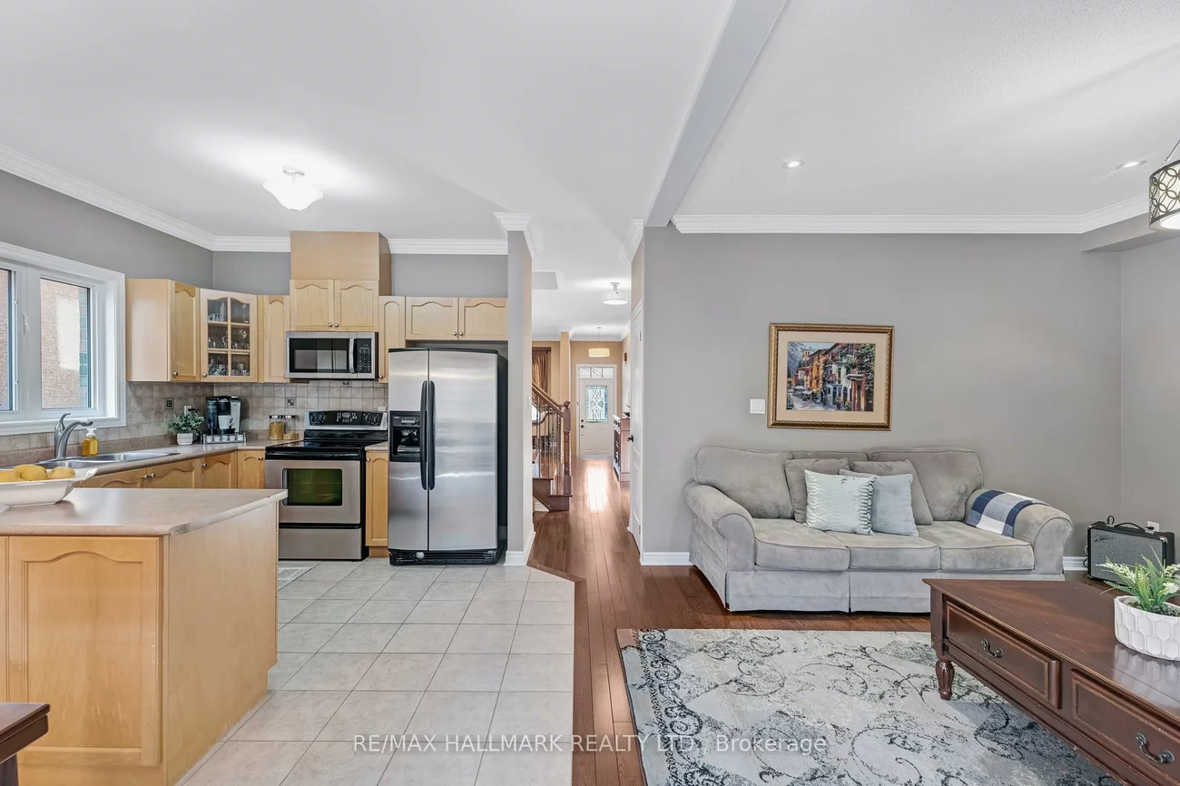91, Capera, Vellore Village, Vaughan