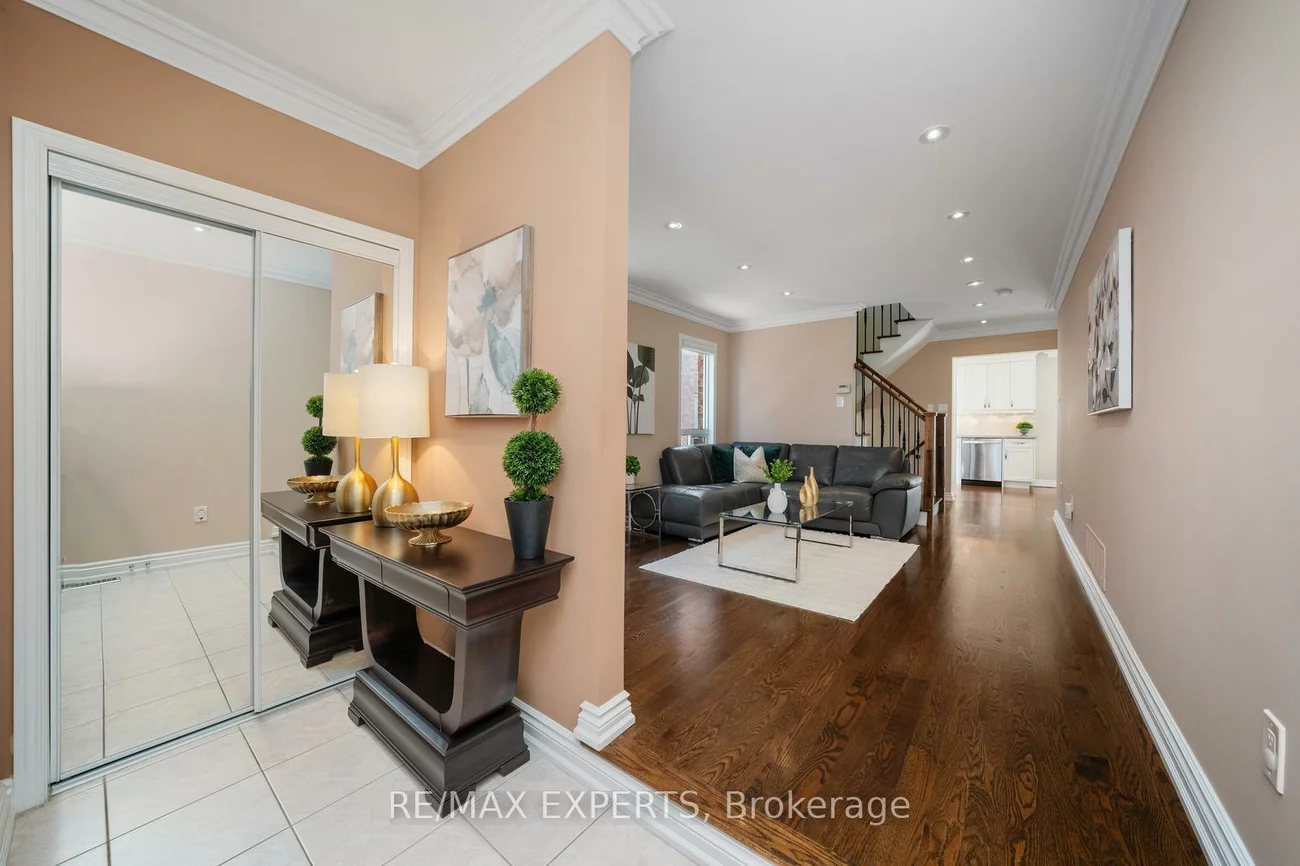 182, Alba, Vellore Village, Vaughan
