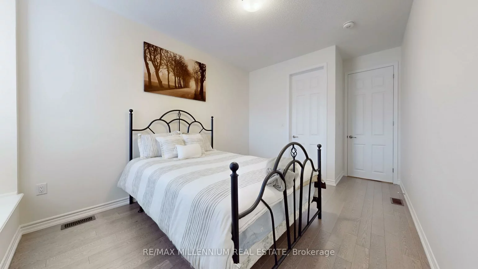 139, Pierre Berton, Kleinburg, Vaughan
