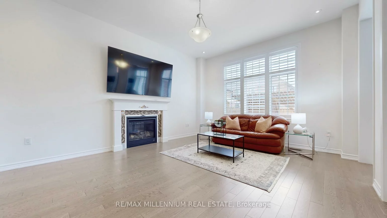 139, Pierre Berton, Kleinburg, Vaughan