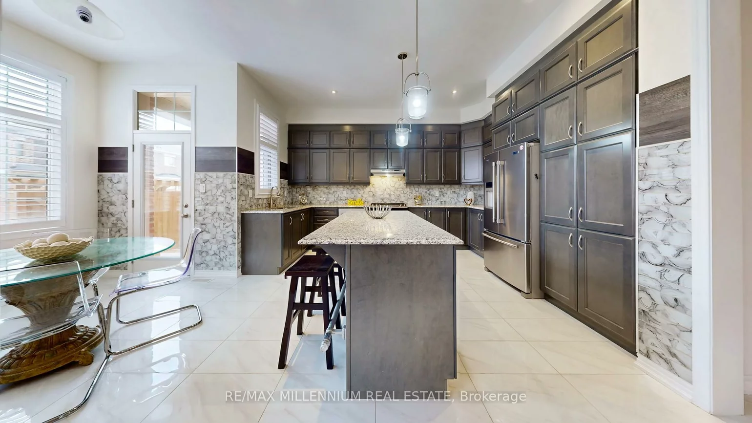 139, Pierre Berton, Kleinburg, Vaughan