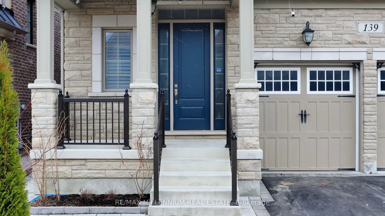 139, Pierre Berton, Kleinburg, Vaughan