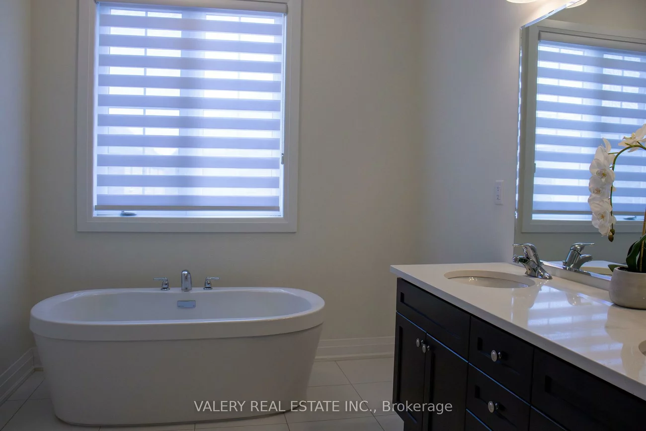 41, Chorus, Kleinburg, Vaughan
