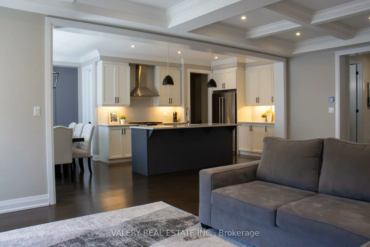 41, Chorus, Kleinburg, Vaughan