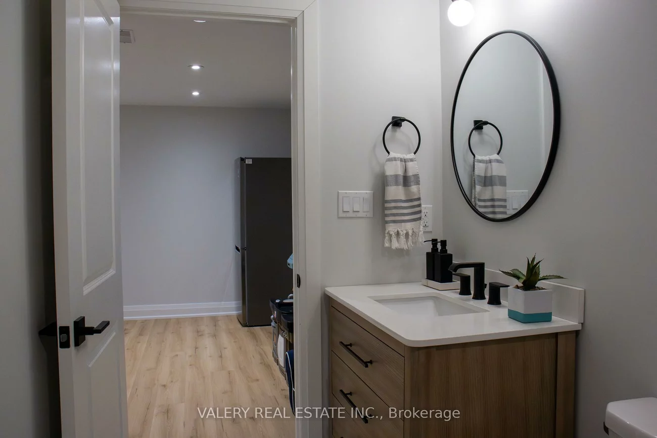 41, Chorus, Kleinburg, Vaughan